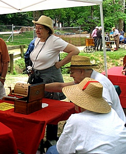 Dave has a hand crank xylophone